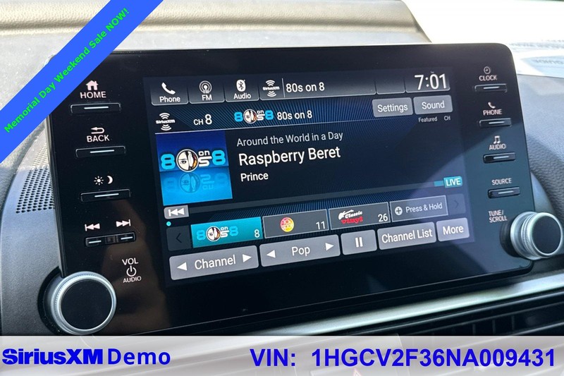 Honda Accord Sedan Vehicle Full-screen Gallery Image 27