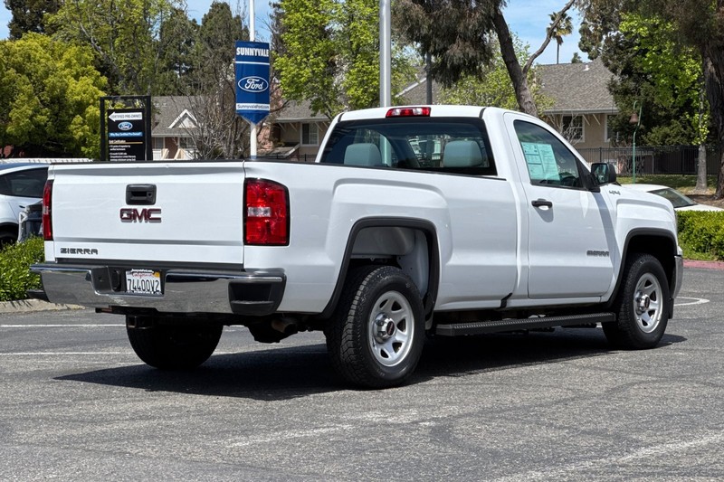 GMC Sierra 1500 Vehicle Full-screen Gallery Image 04