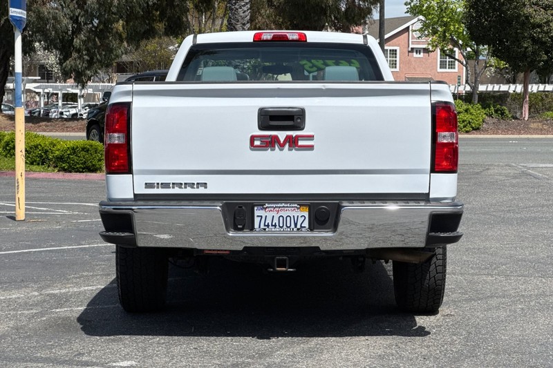 GMC Sierra 1500 Vehicle Full-screen Gallery Image 05