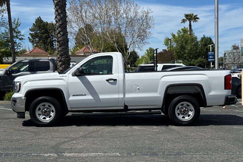 GMC Sierra 1500 Vehicle Full-screen Gallery Image 08