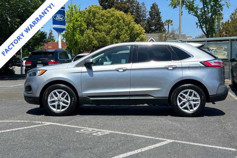 Ford Edge Vehicle Full-screen Gallery Image 07