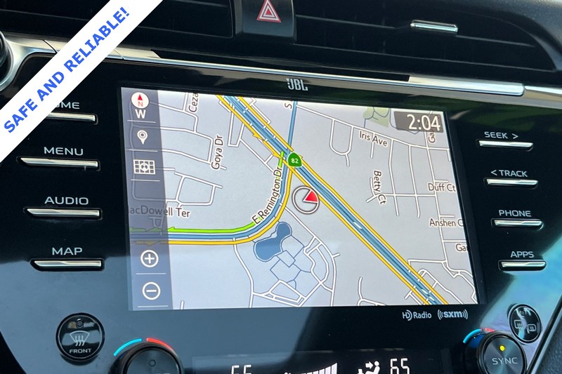Toyota Camry Vehicle Full-screen Gallery Image 18