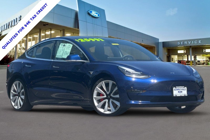Tesla Model 3 Vehicle Full-screen Gallery Image 02