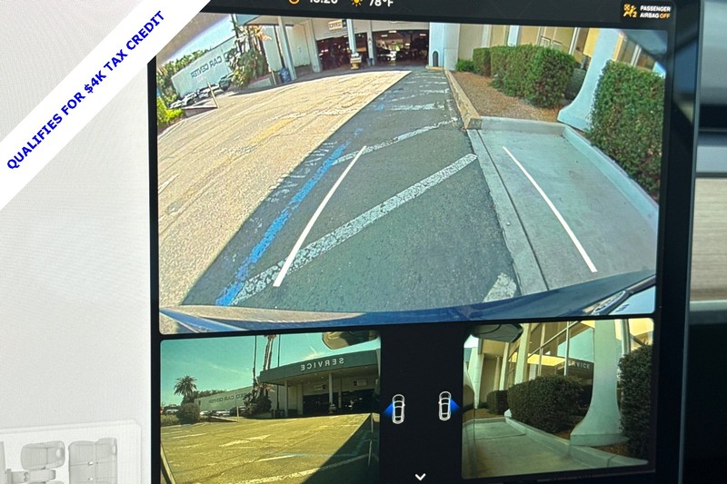 Tesla Model 3 Vehicle Full-screen Gallery Image 19