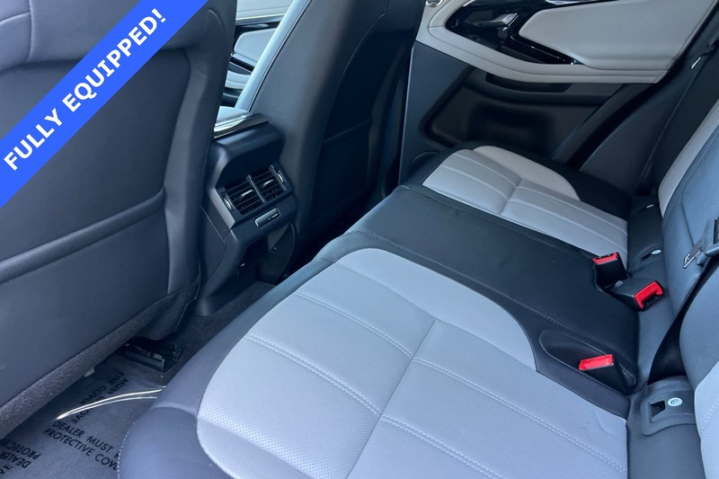 Land Rover Range Rover Evoque Vehicle Full-screen Gallery Image 12