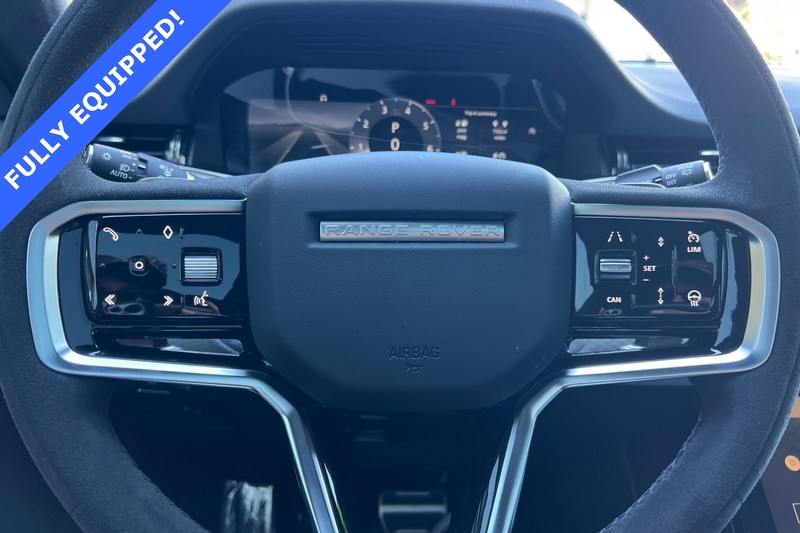 Land Rover Range Rover Evoque Vehicle Full-screen Gallery Image 24