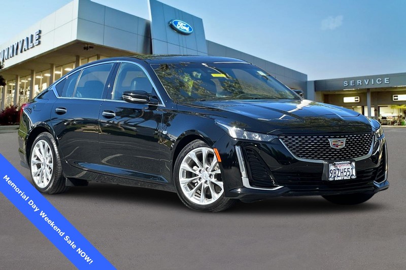 Cadillac CT5 Vehicle Full-screen Gallery Image 02