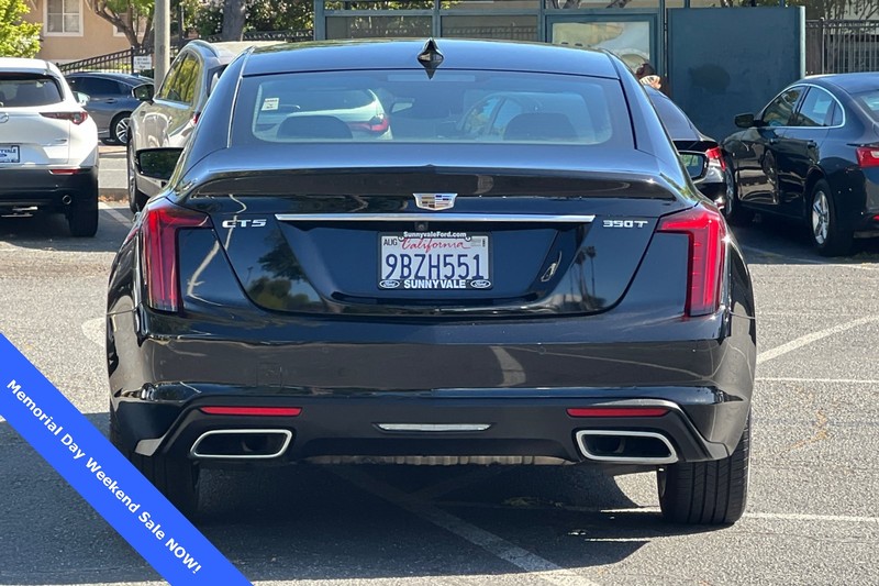 Cadillac CT5 Vehicle Full-screen Gallery Image 05