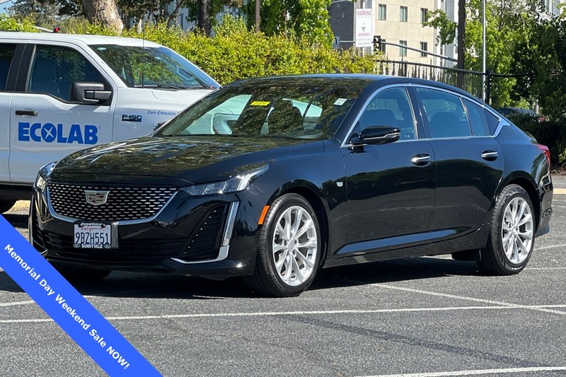 Cadillac CT5 Vehicle Full-screen Gallery Image 09
