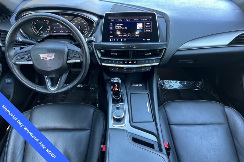 Cadillac CT5 Vehicle Full-screen Gallery Image 14