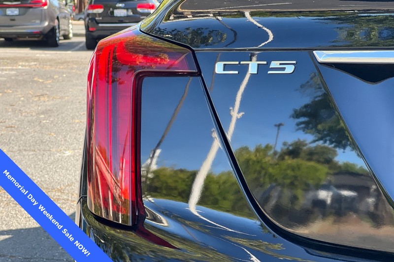 Cadillac CT5 Vehicle Full-screen Gallery Image 27