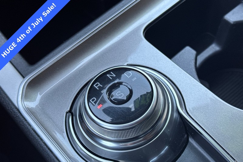 Ford Edge Vehicle Full-screen Gallery Image 20