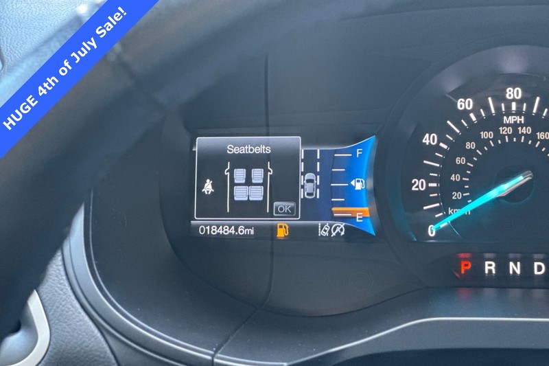 Ford Edge Vehicle Full-screen Gallery Image 24