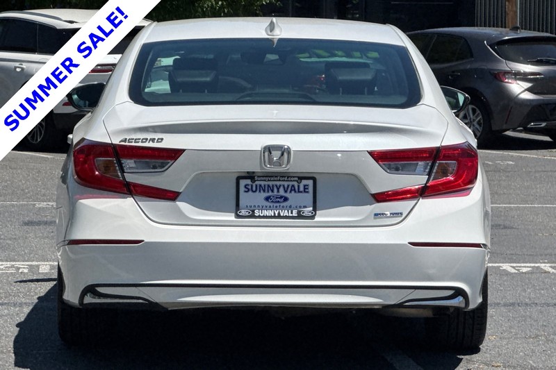 Honda Accord Hybrid Vehicle Full-screen Gallery Image 05