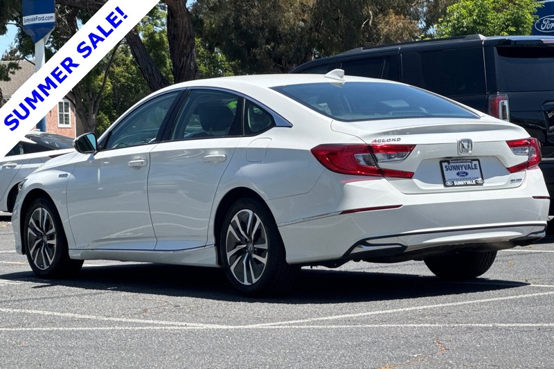 Honda Accord Hybrid Vehicle Full-screen Gallery Image 06