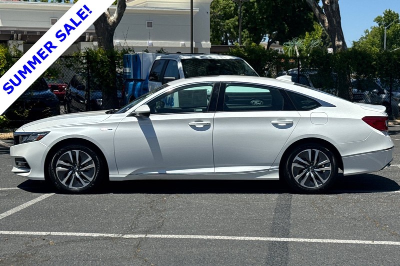 Honda Accord Hybrid Vehicle Full-screen Gallery Image 07