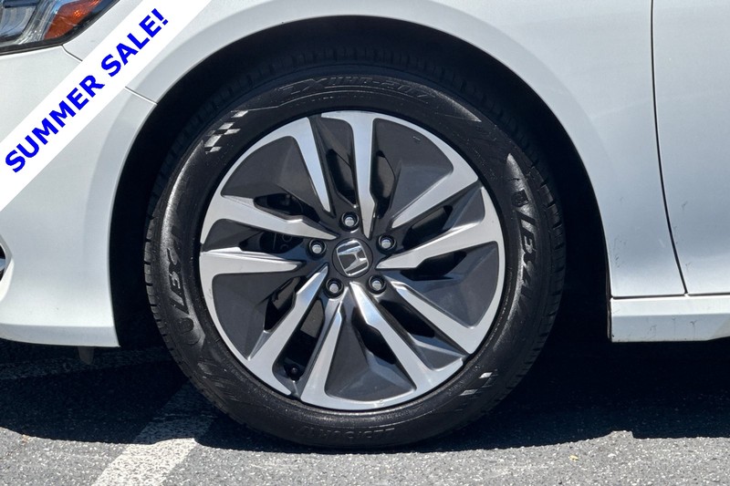 Honda Accord Hybrid Vehicle Full-screen Gallery Image 25
