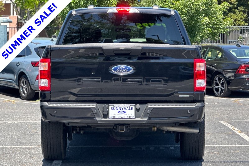 Ford F-150 Vehicle Full-screen Gallery Image 05
