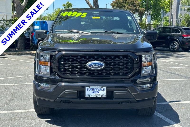 Ford F-150 Vehicle Full-screen Gallery Image 09