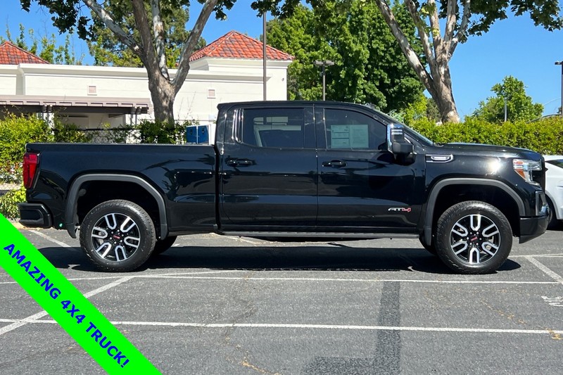 GMC Sierra 1500 Vehicle Full-screen Gallery Image 03