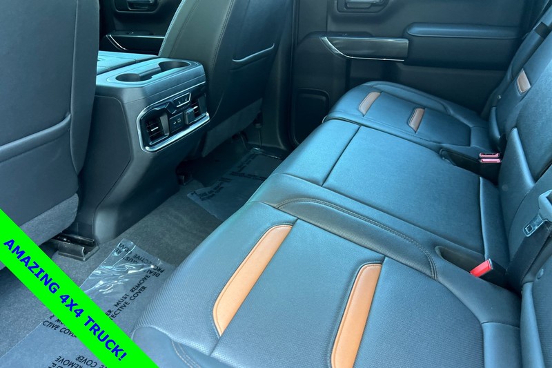 GMC Sierra 1500 Vehicle Full-screen Gallery Image 13