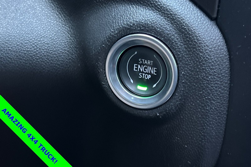 GMC Sierra 1500 Vehicle Full-screen Gallery Image 23