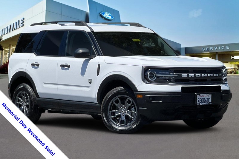 Ford Bronco Sport Vehicle Full-screen Gallery Image 02