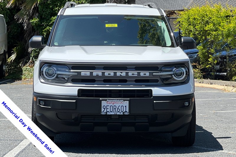 Ford Bronco Sport Vehicle Full-screen Gallery Image 10