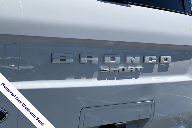 Ford Bronco Sport Vehicle Full-screen Gallery Image 28