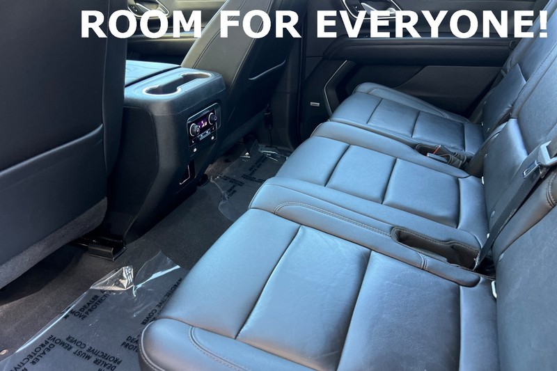 Chevrolet Tahoe Vehicle Full-screen Gallery Image 12