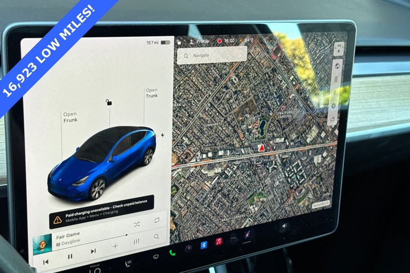 Tesla Model Y Vehicle Full-screen Gallery Image 19