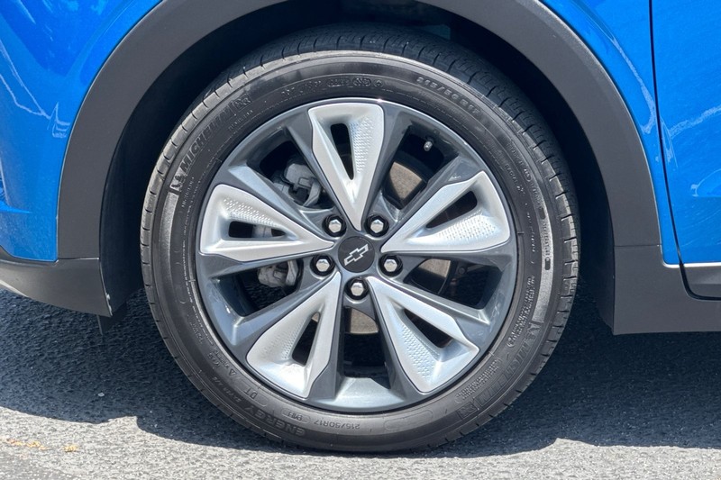 Chevrolet Bolt EUV Vehicle Full-screen Gallery Image 26
