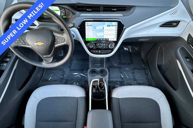 Chevrolet Bolt EV Vehicle Full-screen Gallery Image 13