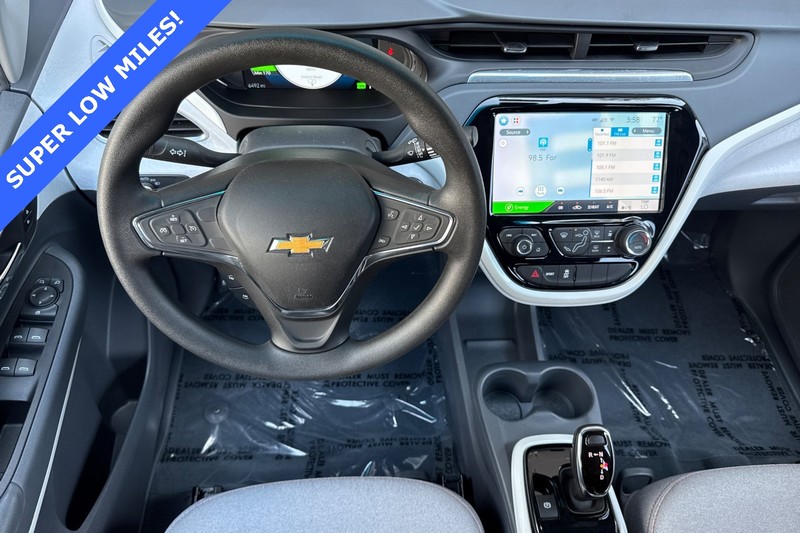 Chevrolet Bolt EV Vehicle Full-screen Gallery Image 14