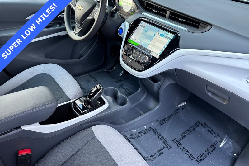 Chevrolet Bolt EV Vehicle Full-screen Gallery Image 16
