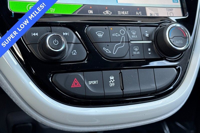 Chevrolet Bolt EV Vehicle Full-screen Gallery Image 19