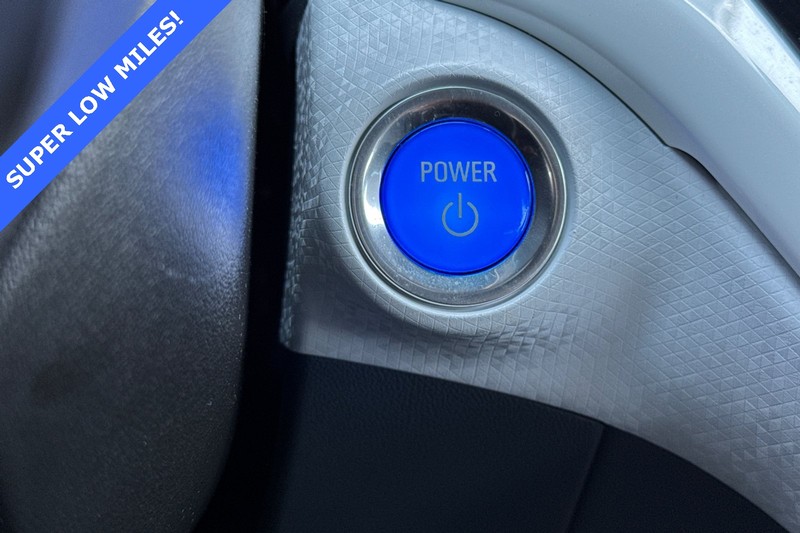 Chevrolet Bolt EV Vehicle Full-screen Gallery Image 21