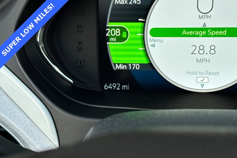 Chevrolet Bolt EV Vehicle Full-screen Gallery Image 24
