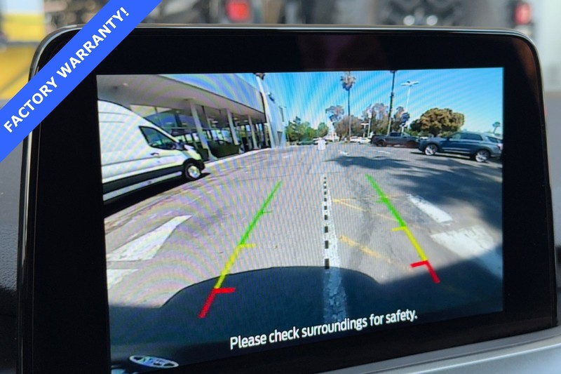 Ford Escape Vehicle Full-screen Gallery Image 19