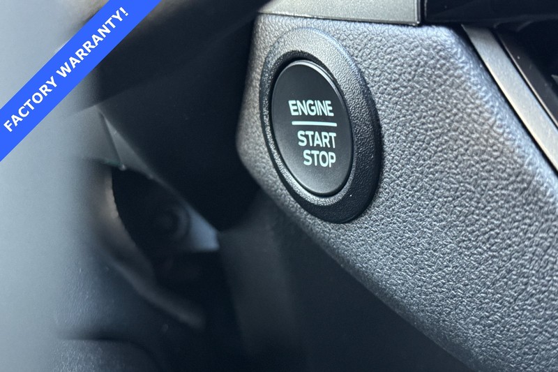 Ford Escape Vehicle Full-screen Gallery Image 22