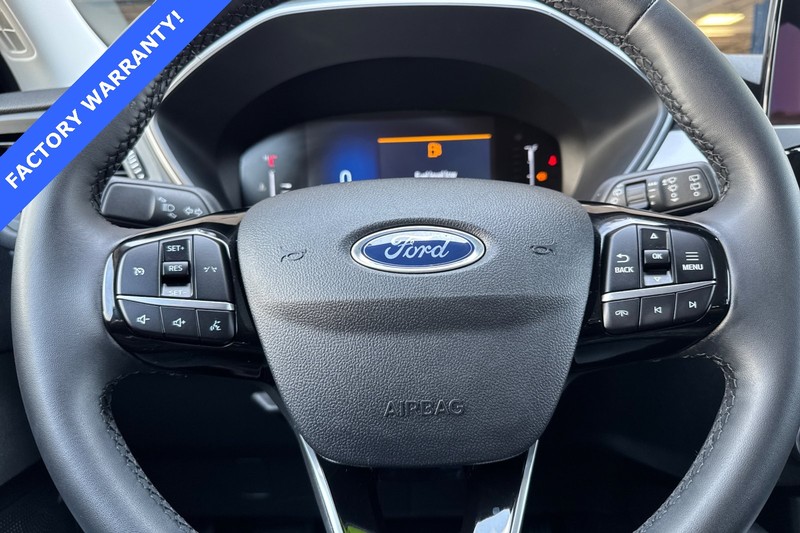 Ford Escape Vehicle Full-screen Gallery Image 23