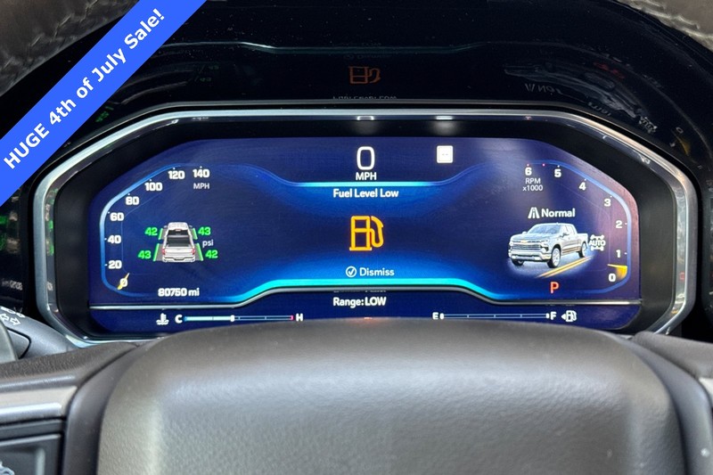 Chevrolet Silverado 1500 Vehicle Full-screen Gallery Image 24