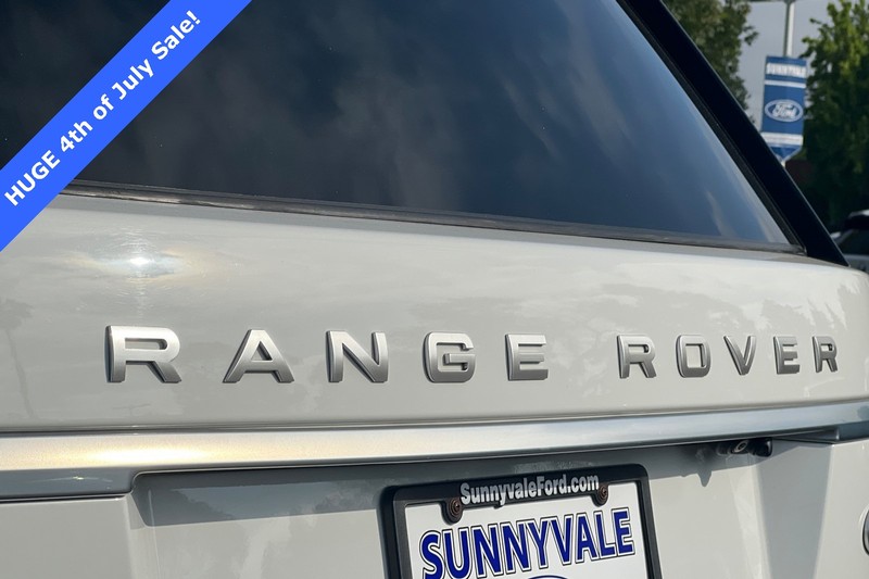 Land Rover Range Rover Vehicle Full-screen Gallery Image 28
