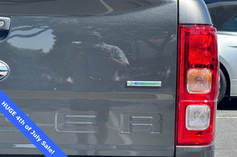 Ford Ranger Vehicle Full-screen Gallery Image 26