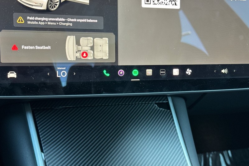 Tesla Model 3 Vehicle Full-screen Gallery Image 20