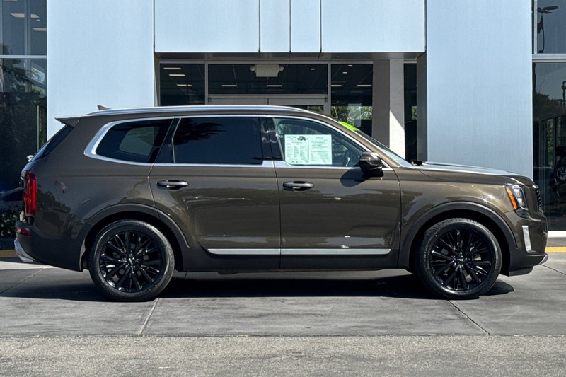 Kia Telluride Vehicle Full-screen Gallery Image 03
