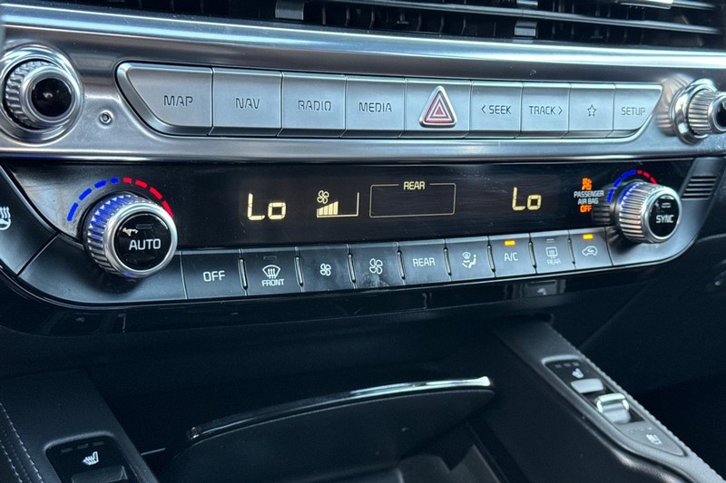 Kia Telluride Vehicle Full-screen Gallery Image 22