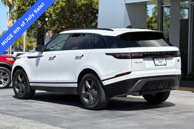 Land Rover Range Rover Velar Vehicle Full-screen Gallery Image 06