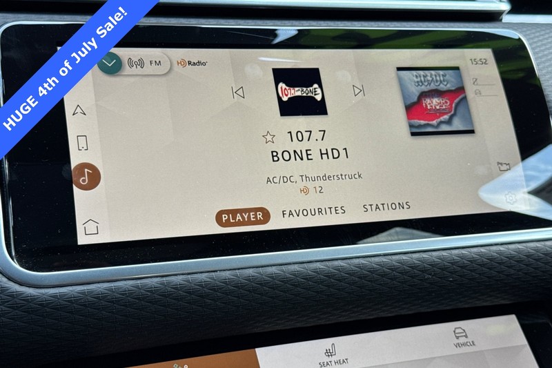 Land Rover Range Rover Velar Vehicle Full-screen Gallery Image 18