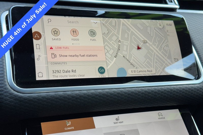 Land Rover Range Rover Velar Vehicle Full-screen Gallery Image 19